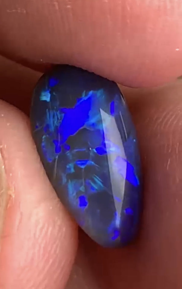 Australian Semi Black Opal Gemstone 2.5cts Gem Grade  N5 Body Tone B3 Brightness Crystal body with Stunning Blue fires 12x7x3.5mm WSP53