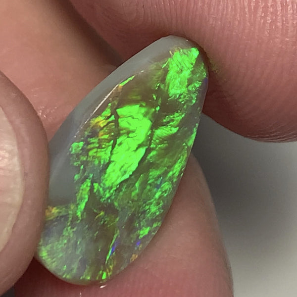 Australian Rough / Rub Dark Crystal opal 4.6cts Stunning Big Clean Bright Mostly Green fires 19x12x3mm WSM84